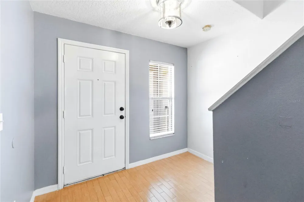 2825 CLIFFE COURT Oviedo, FL 32765
