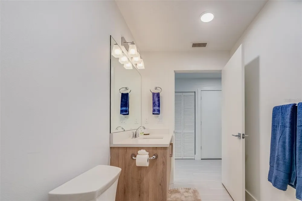 415 ISLAND WAY #311 Clearwater, FL 33767