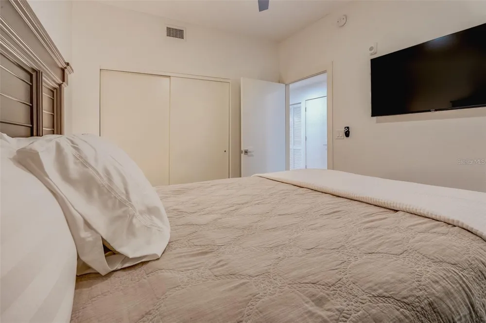 415 ISLAND WAY #311 Clearwater, FL 33767