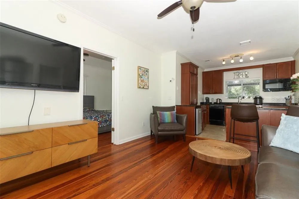1442 PALM AVENUE Winter Park, FL 32789