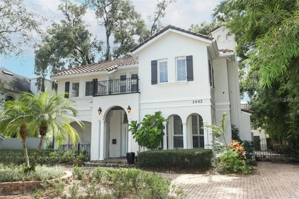 1442 PALM AVENUE Winter Park, FL 32789