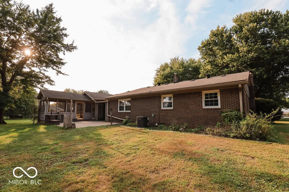 8495 Big Bend Road Martinsville, IN 46151