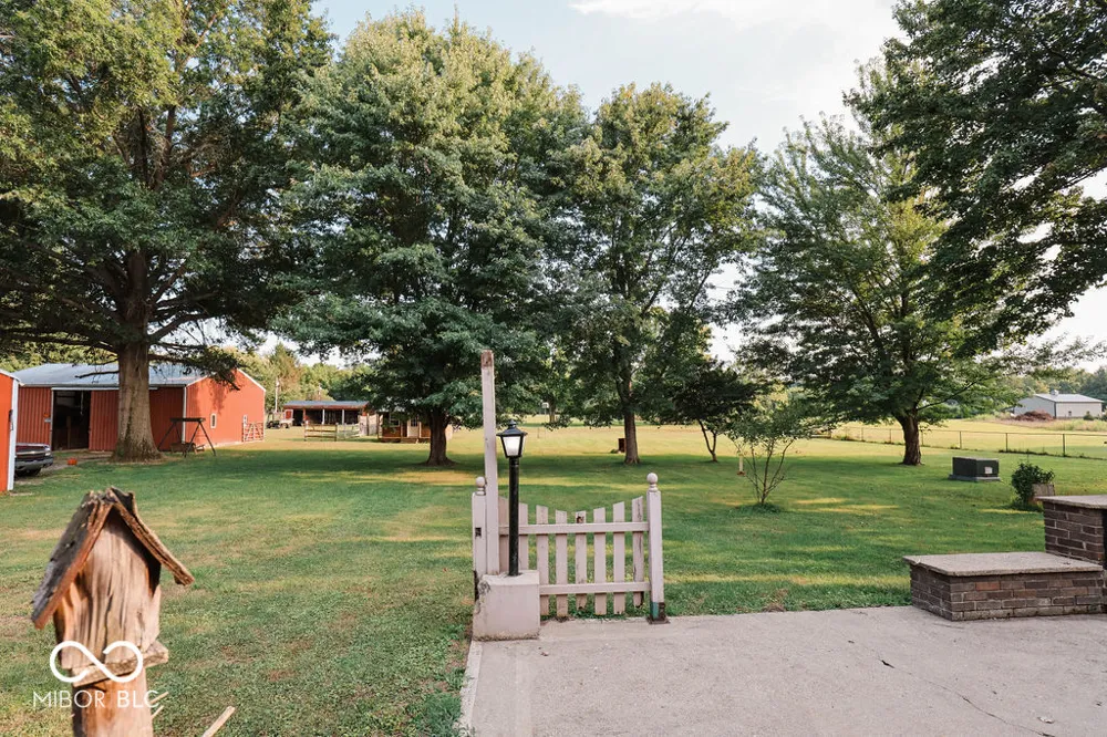 8495 Big Bend Road Martinsville, IN 46151