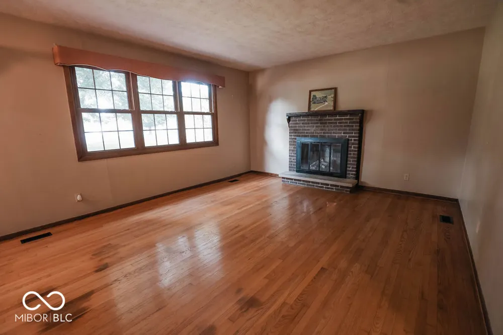 8495 Big Bend Road Martinsville, IN 46151