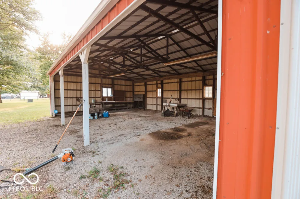 8495 Big Bend Road Martinsville, IN 46151