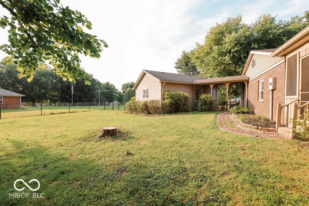 8495 Big Bend Road Martinsville, IN 46151
