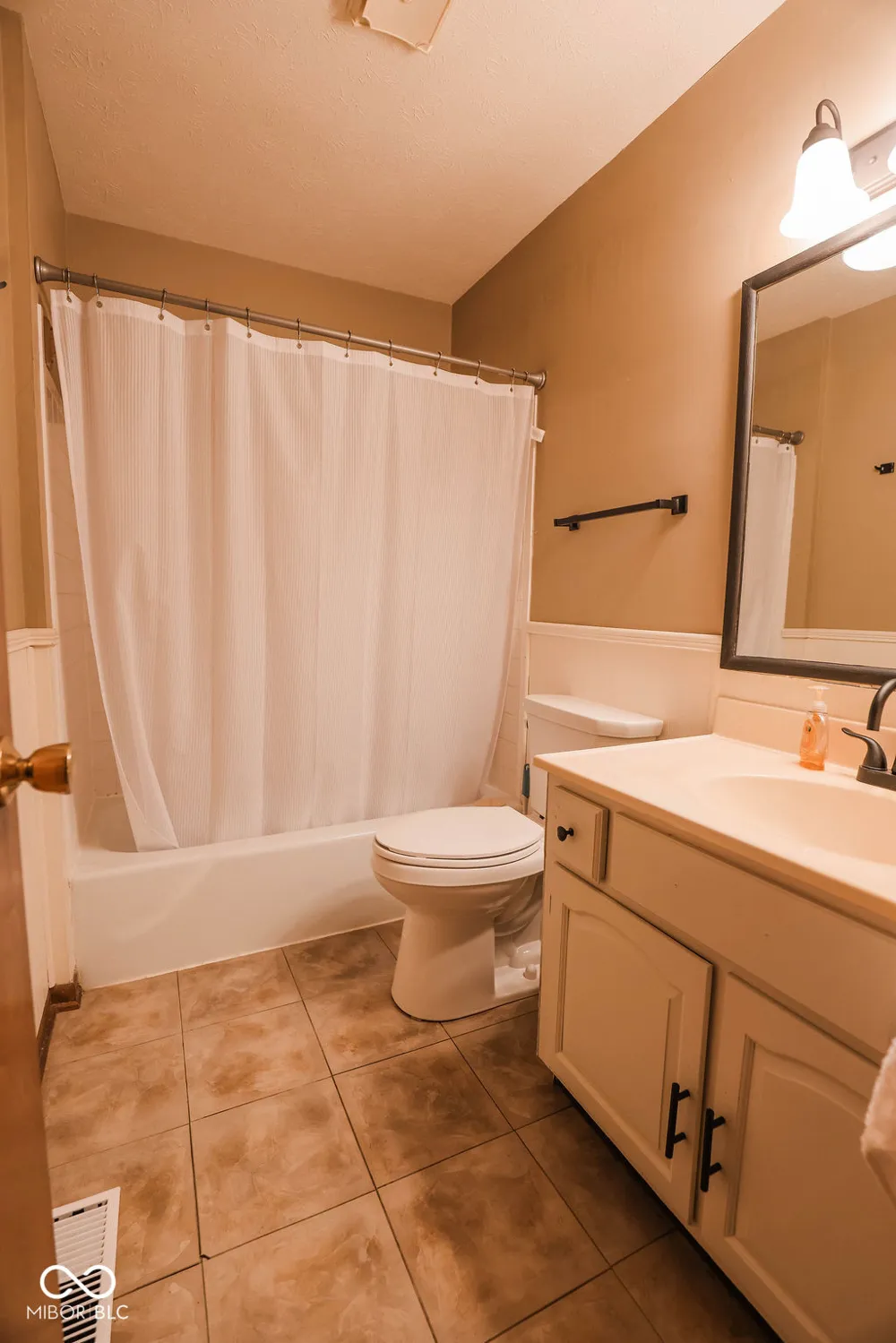 8495 Big Bend Road Martinsville, IN 46151