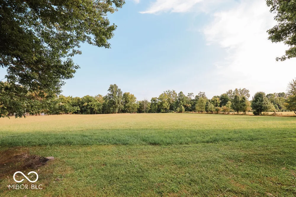 8495 Big Bend Road Martinsville, IN 46151