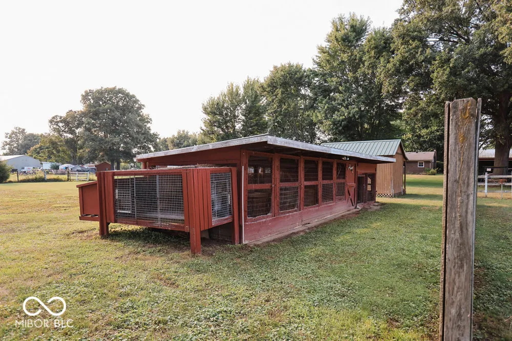 8495 Big Bend Road Martinsville, IN 46151