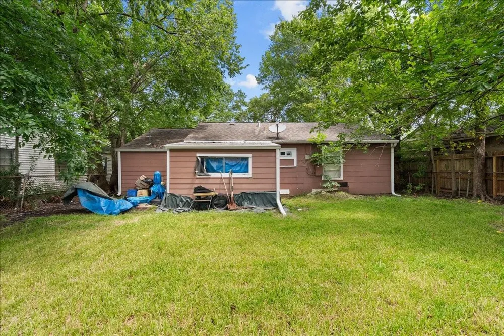 3010 Fern Street Pasadena, TX 77503
