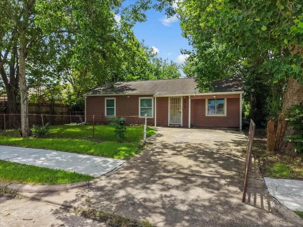 3010 Fern Street Pasadena, TX 77503
