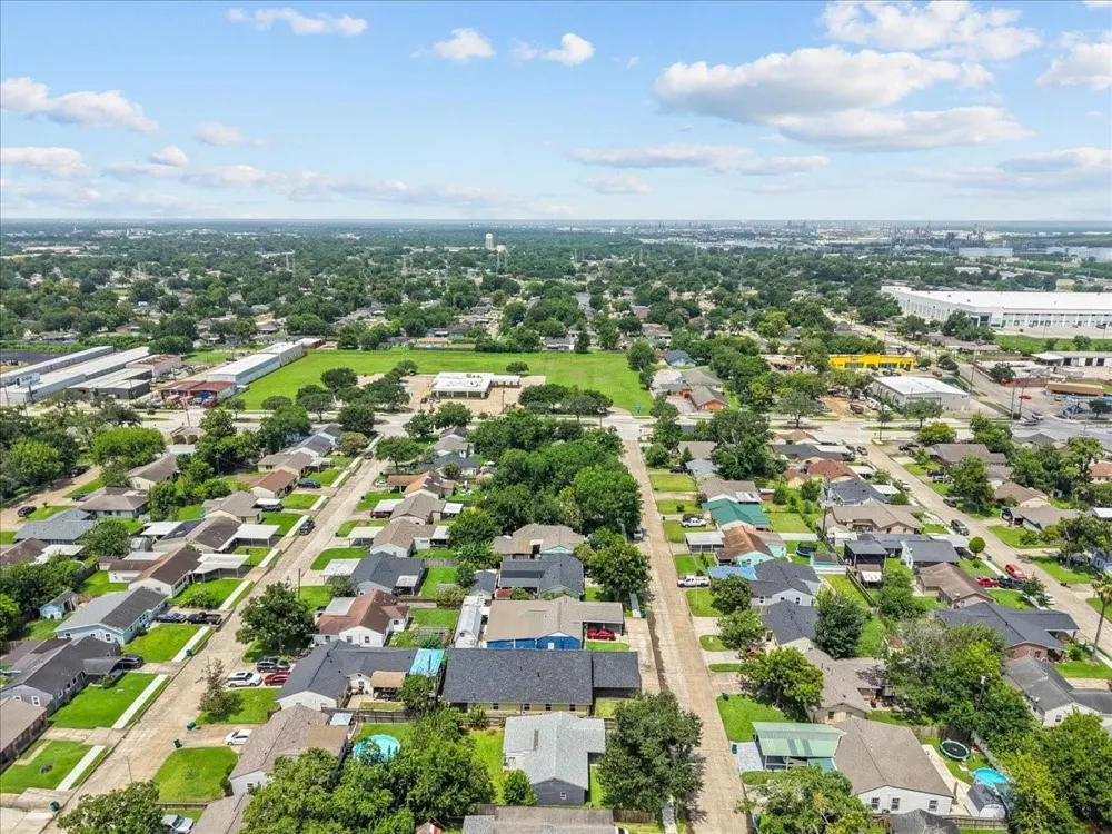 3010 Fern Street Pasadena, TX 77503