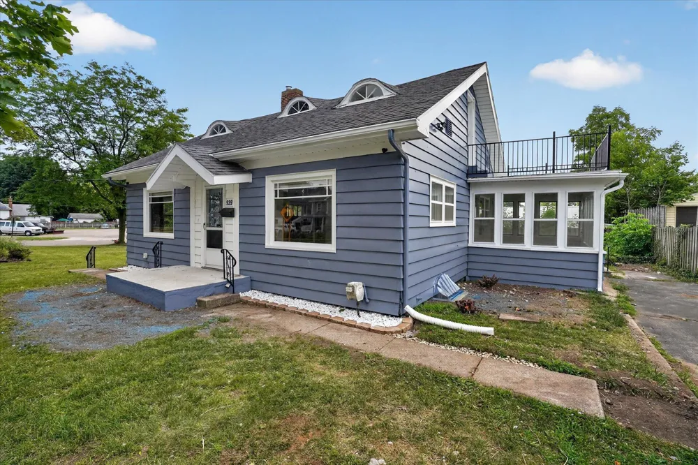 939 Backus Street Jackson, MI 49202