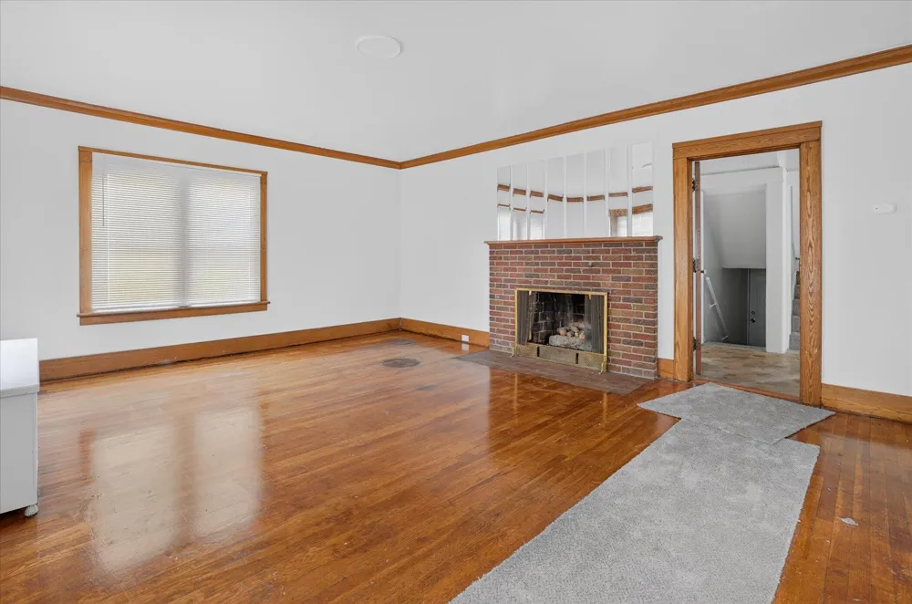 939 Backus Street Jackson, MI 49202