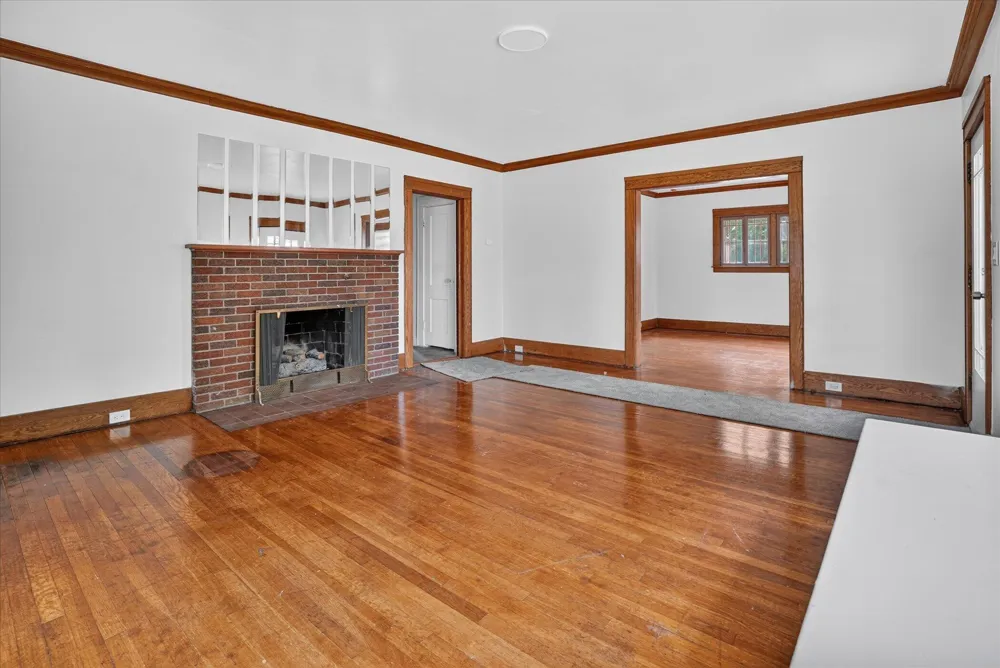 939 Backus Street Jackson, MI 49202