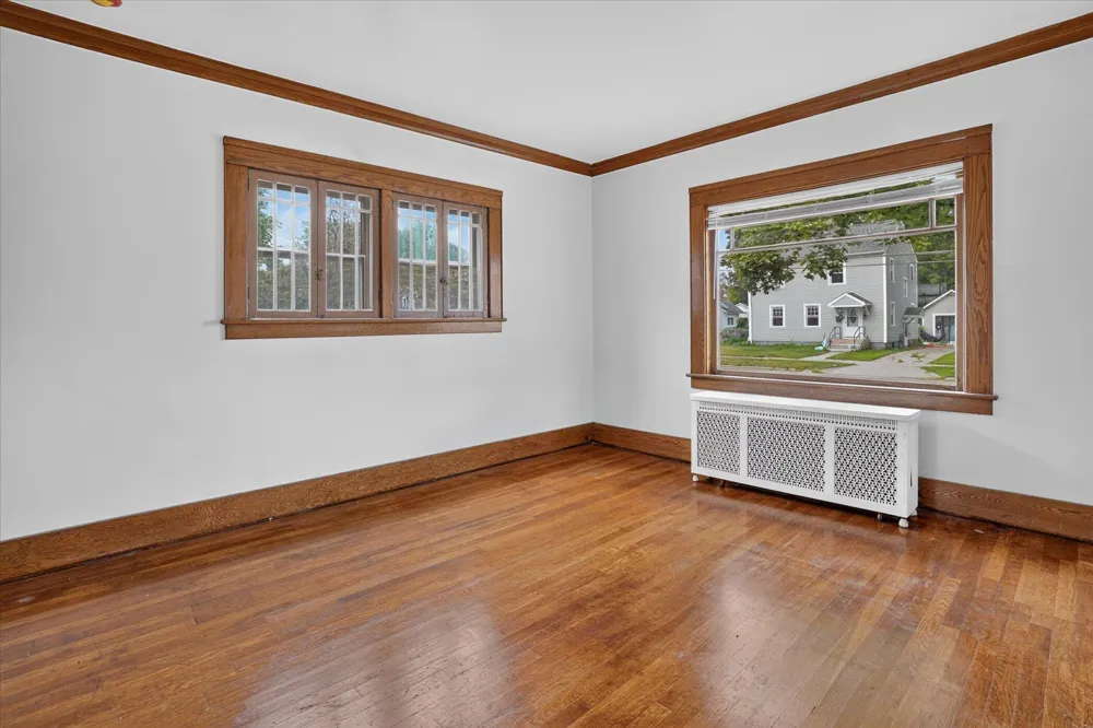 939 Backus Street Jackson, MI 49202
