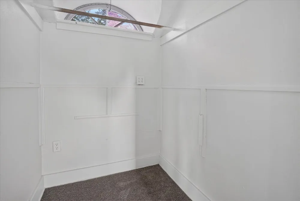 939 Backus Street Jackson, MI 49202