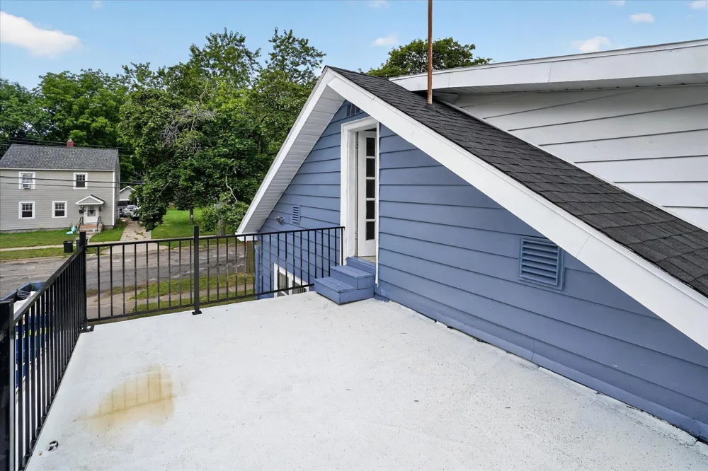 939 Backus Street Jackson, MI 49202