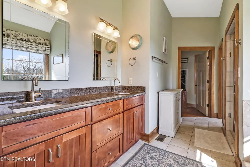 1201 Bridle Trl Spencer, TN 38585