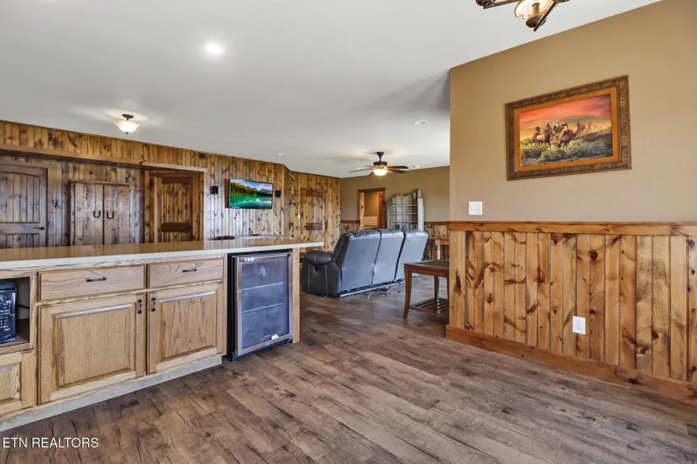 1201 Bridle Trl Spencer, TN 38585