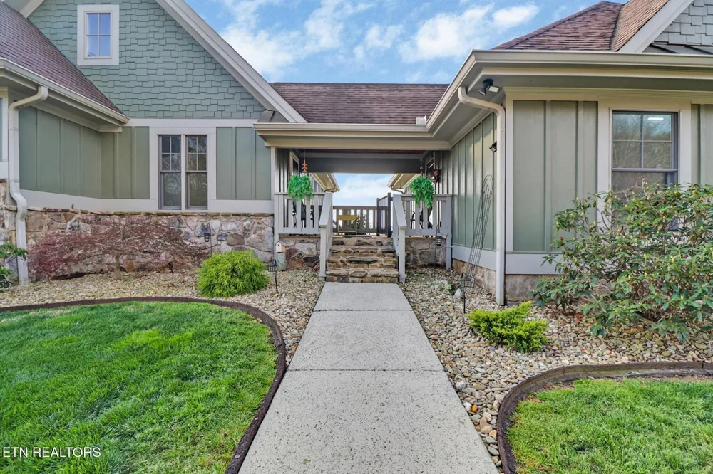 1201 Bridle Trl Spencer, TN 38585