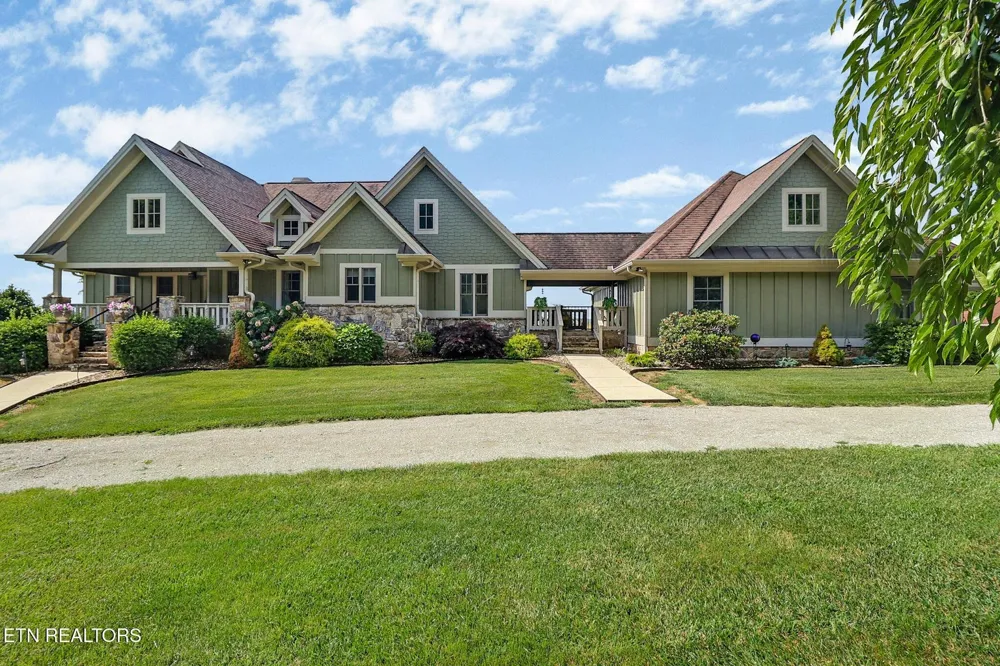 1201 Bridle Trl Spencer, TN 38585