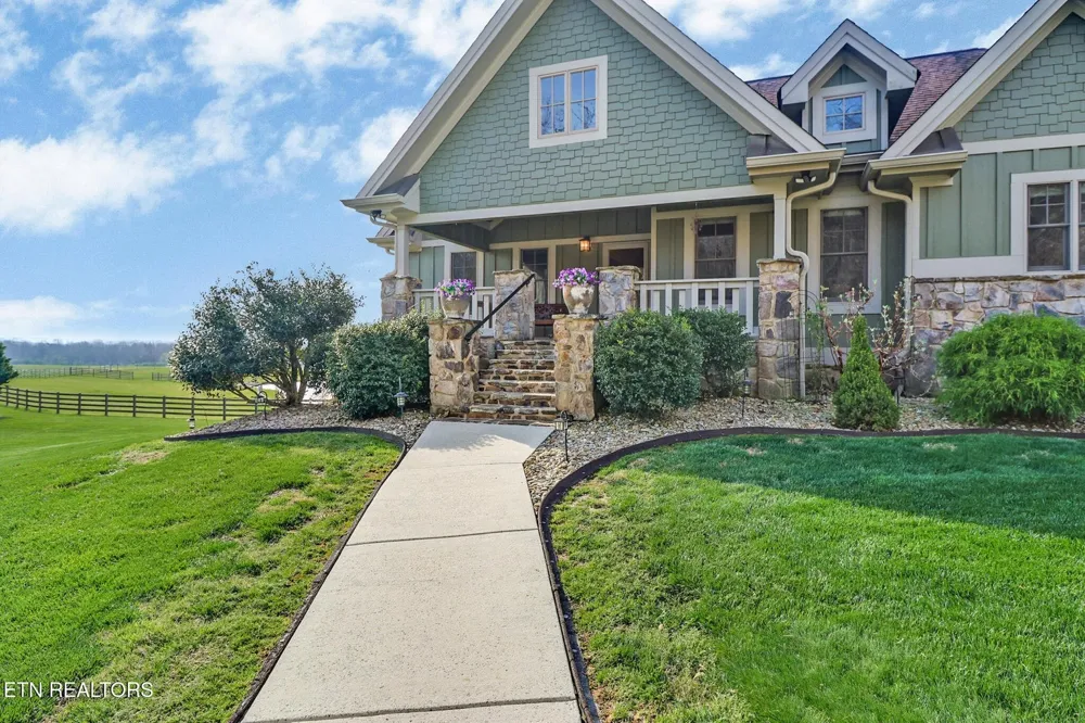1201 Bridle Trl Spencer, TN 38585