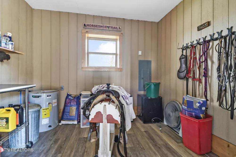 1201 Bridle Trl Spencer, TN 38585