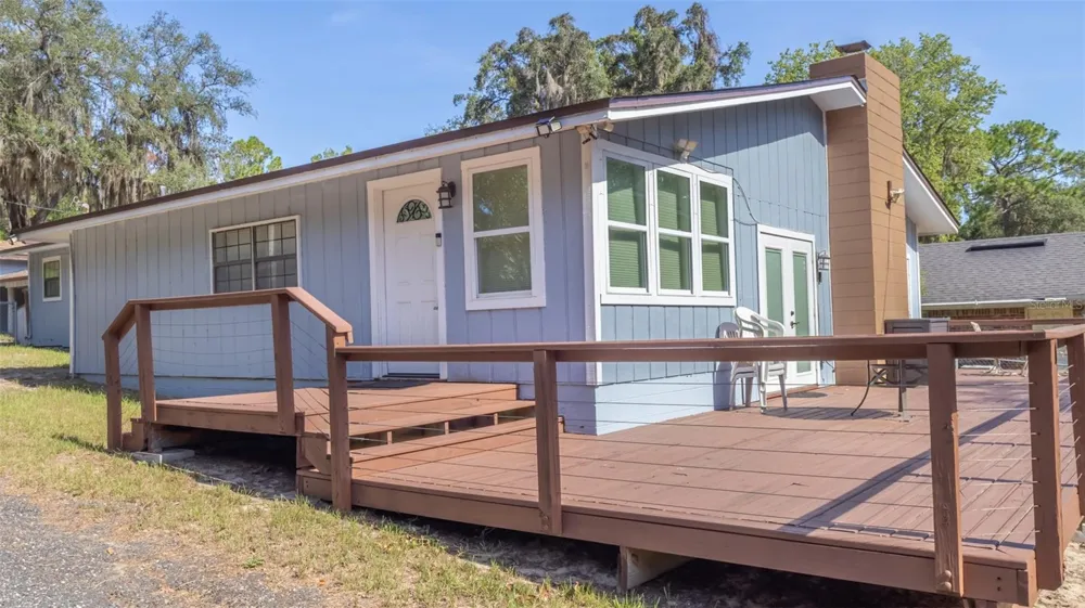 8443 LILLY LAKE ROAD Melrose, FL 32666