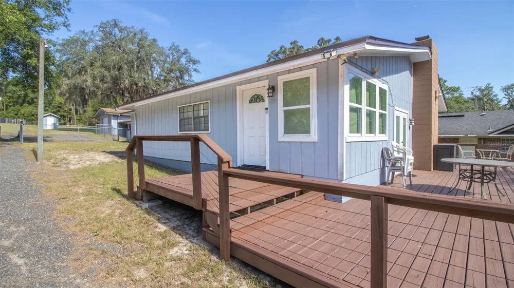 8443 LILLY LAKE ROAD Melrose, FL 32666