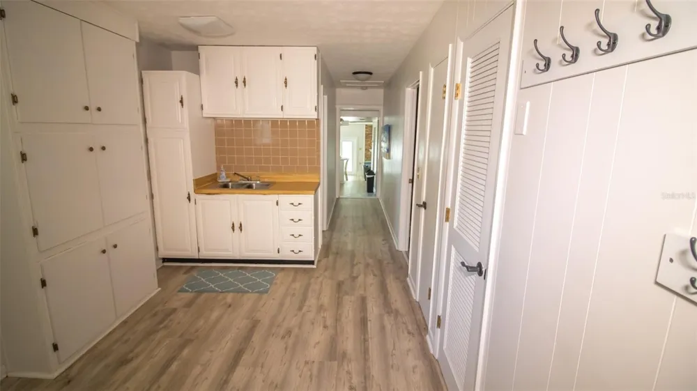 8443 LILLY LAKE ROAD Melrose, FL 32666