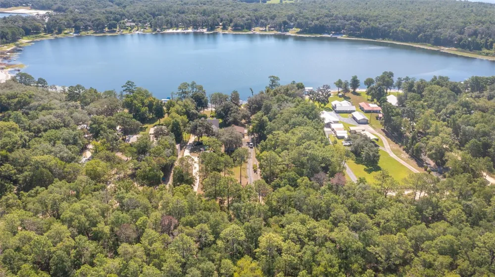 8443 LILLY LAKE ROAD Melrose, FL 32666