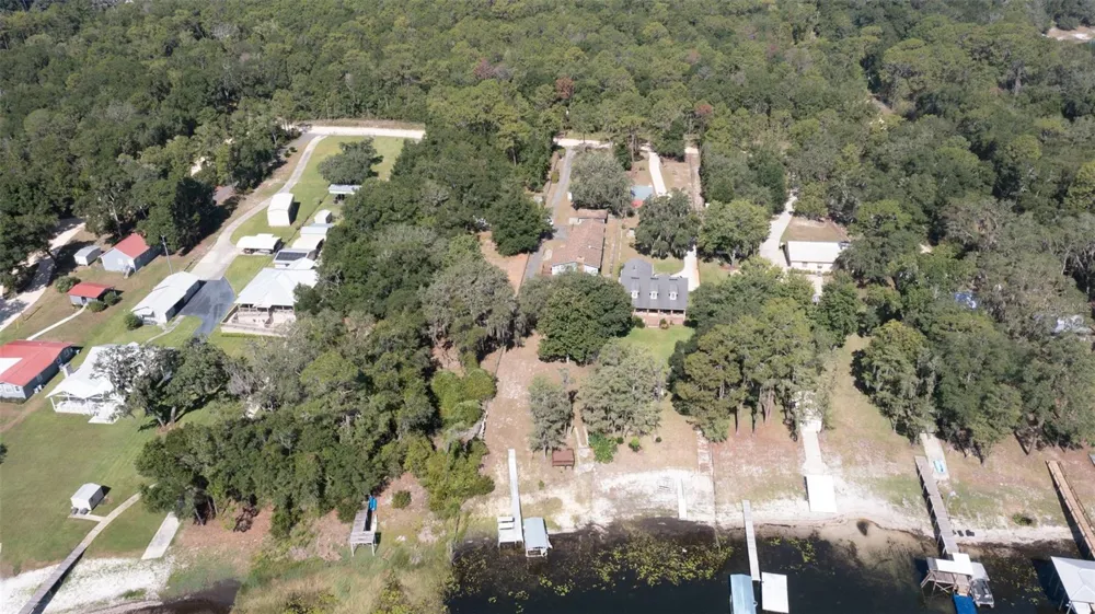 8443 LILLY LAKE ROAD Melrose, FL 32666