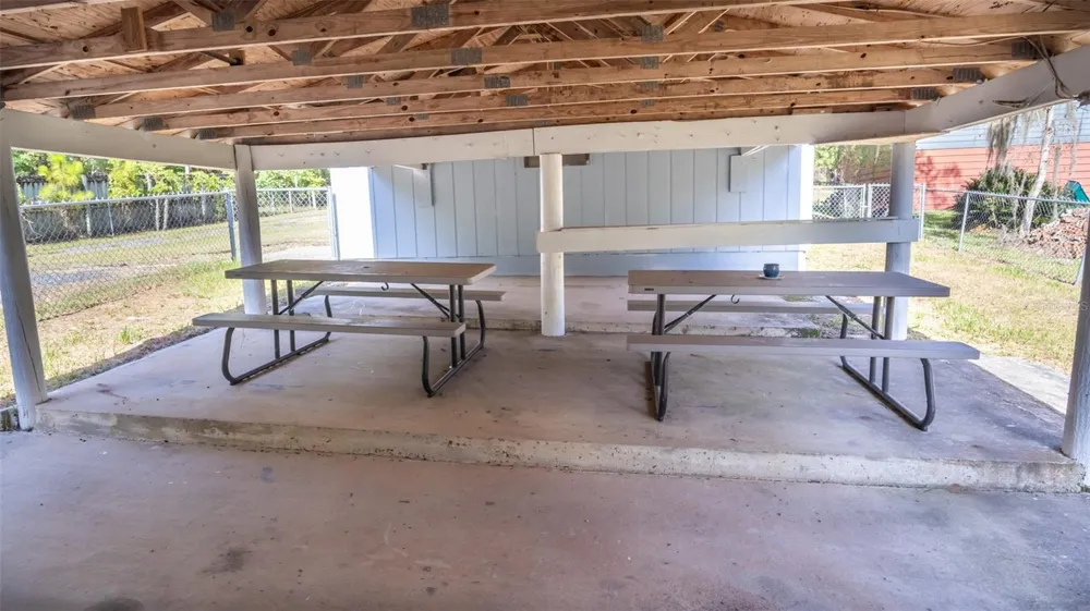 8443 LILLY LAKE ROAD Melrose, FL 32666