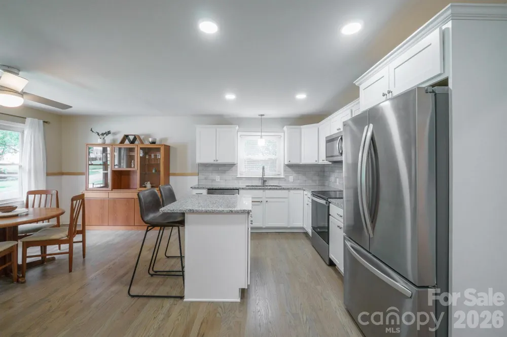 200 Point Circle Belmont, NC 28012