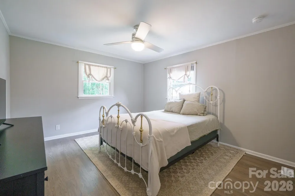 200 Point Circle Belmont, NC 28012