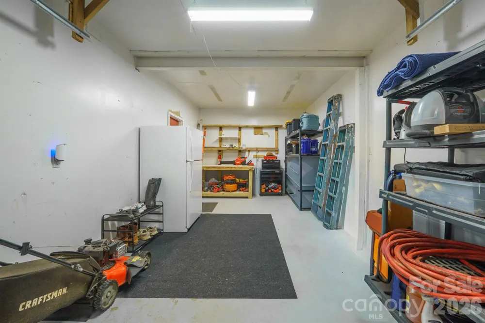 200 Point Circle Belmont, NC 28012