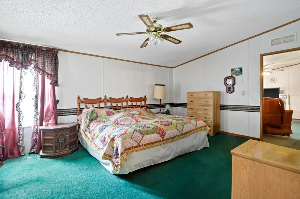 1381 COUNTY ROAD 1763 Linden, TX 75563