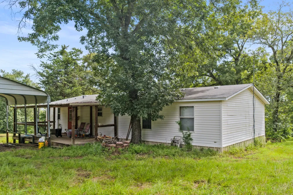 1381 COUNTY ROAD 1763 Linden, TX 75563