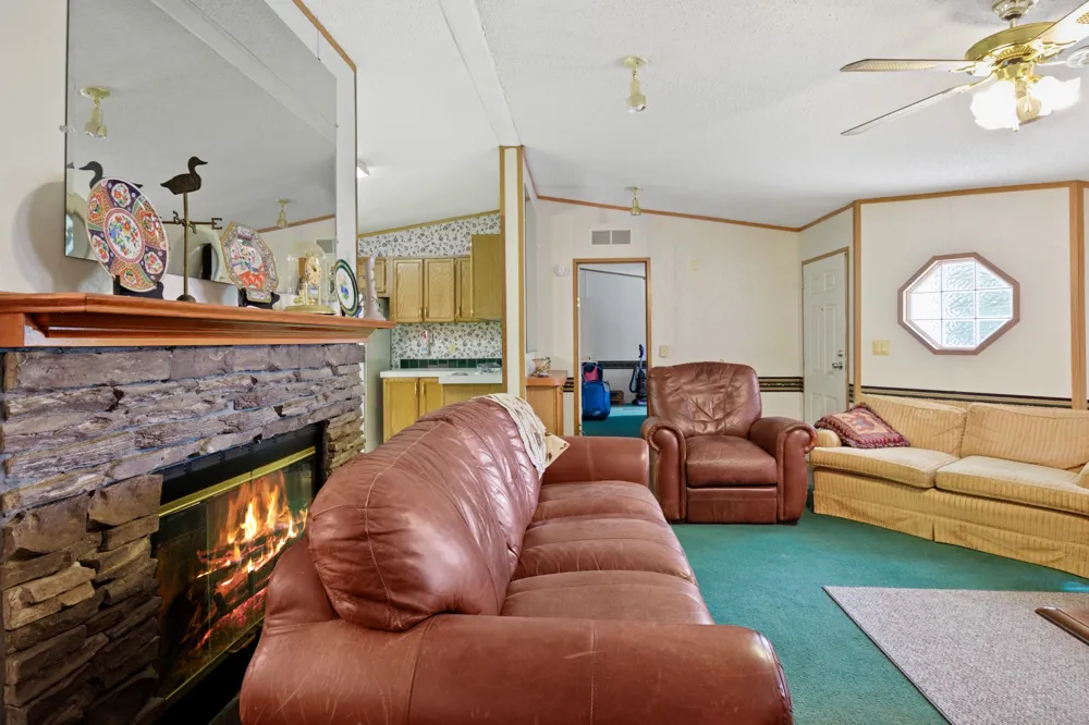 1381 COUNTY ROAD 1763 Linden, TX 75563