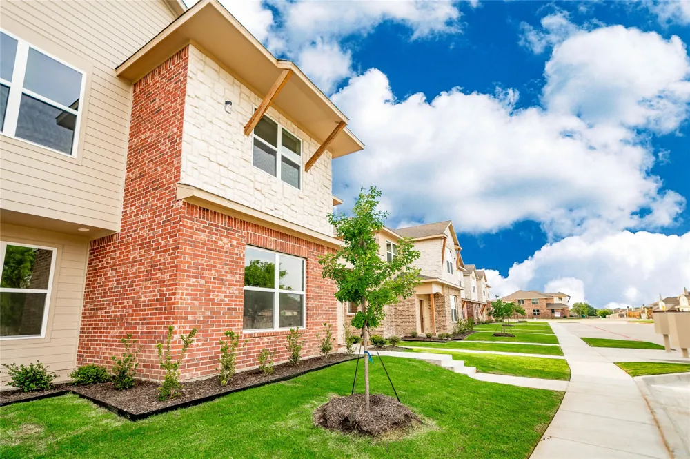 3709 Bonnie Brae Street Denton, TX 76226
