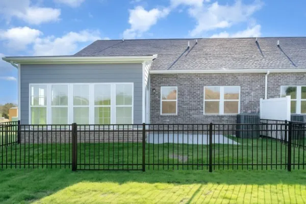 6415 Waymeet Dr Spring Hill, TN 37174