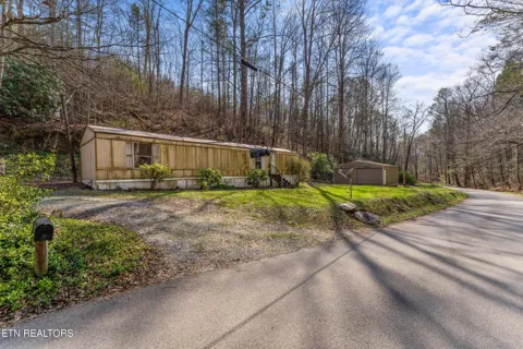 520 Huskey Grove Rd