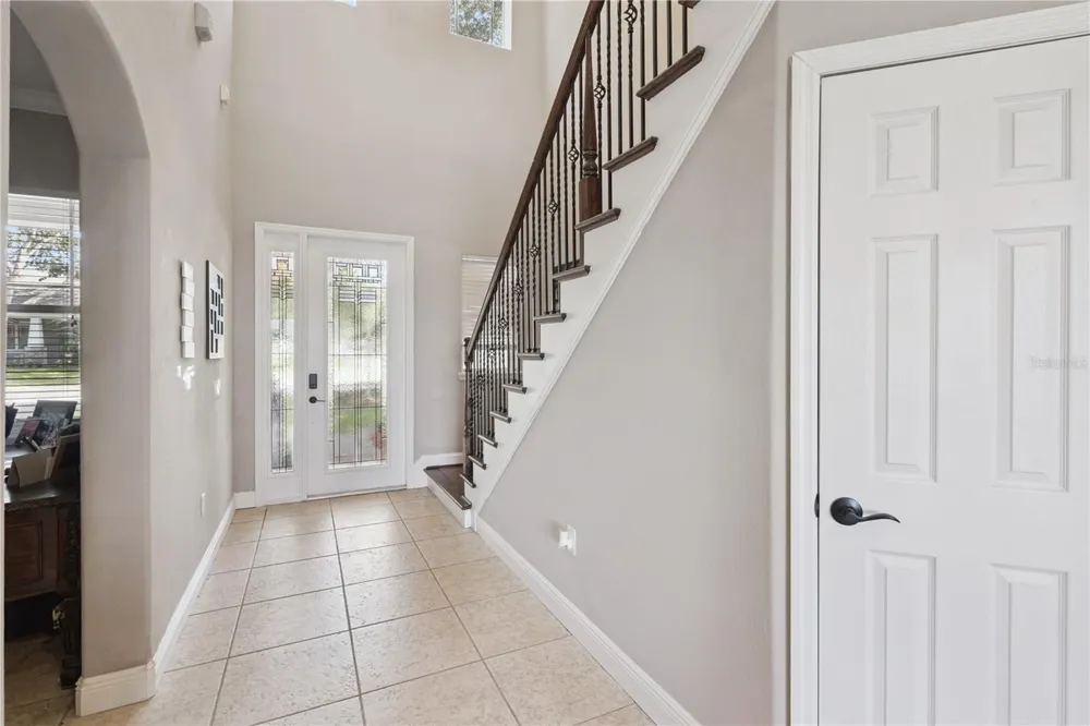 1727 SOUTHERN OAK LOOP Minneola, FL 34715