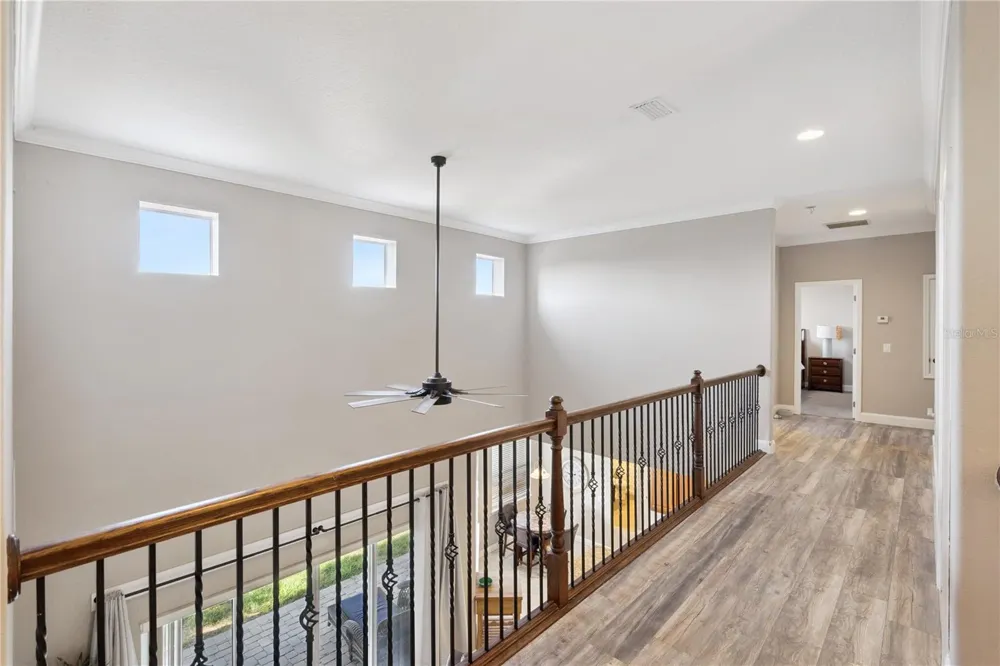 1727 SOUTHERN OAK LOOP Minneola, FL 34715