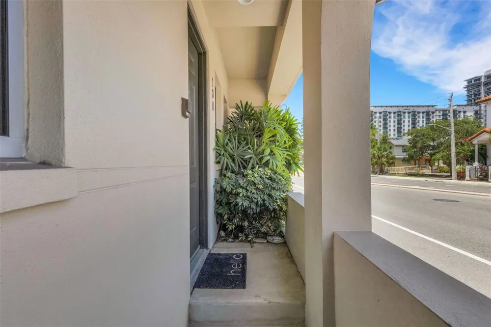 235 COCOANUT AVENUE #108B Sarasota, FL 34236