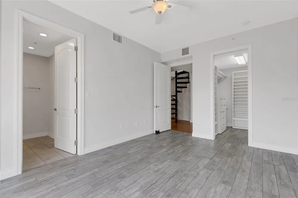 235 COCOANUT AVENUE #108B Sarasota, FL 34236