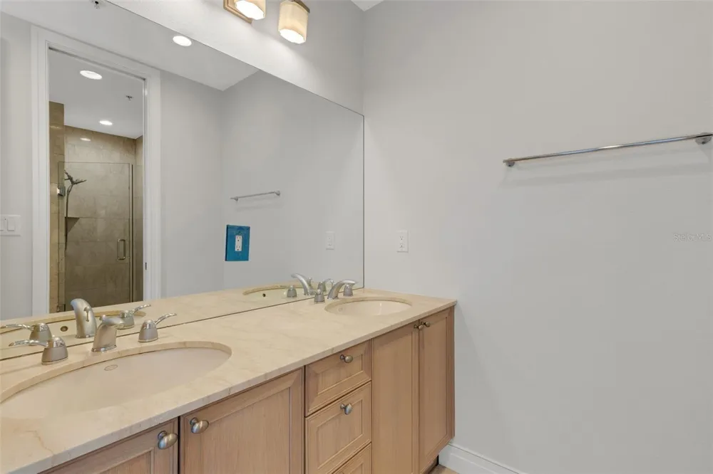 235 COCOANUT AVENUE #108B Sarasota, FL 34236