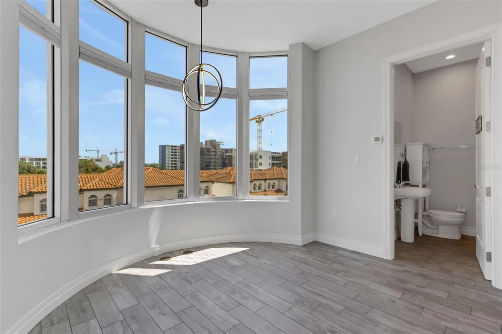 235 COCOANUT AVENUE #108B Sarasota, FL 34236