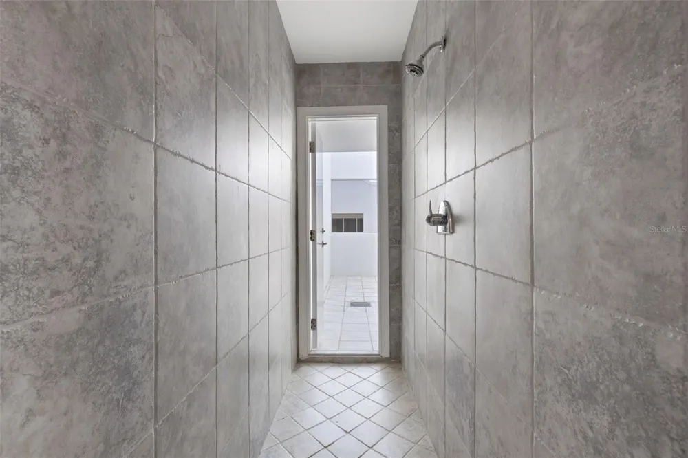 235 COCOANUT AVENUE #108B Sarasota, FL 34236